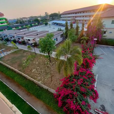 เดอะ บลิส เลย ลีฟวิ่ง Hotel ภายนอก รูปภาพ